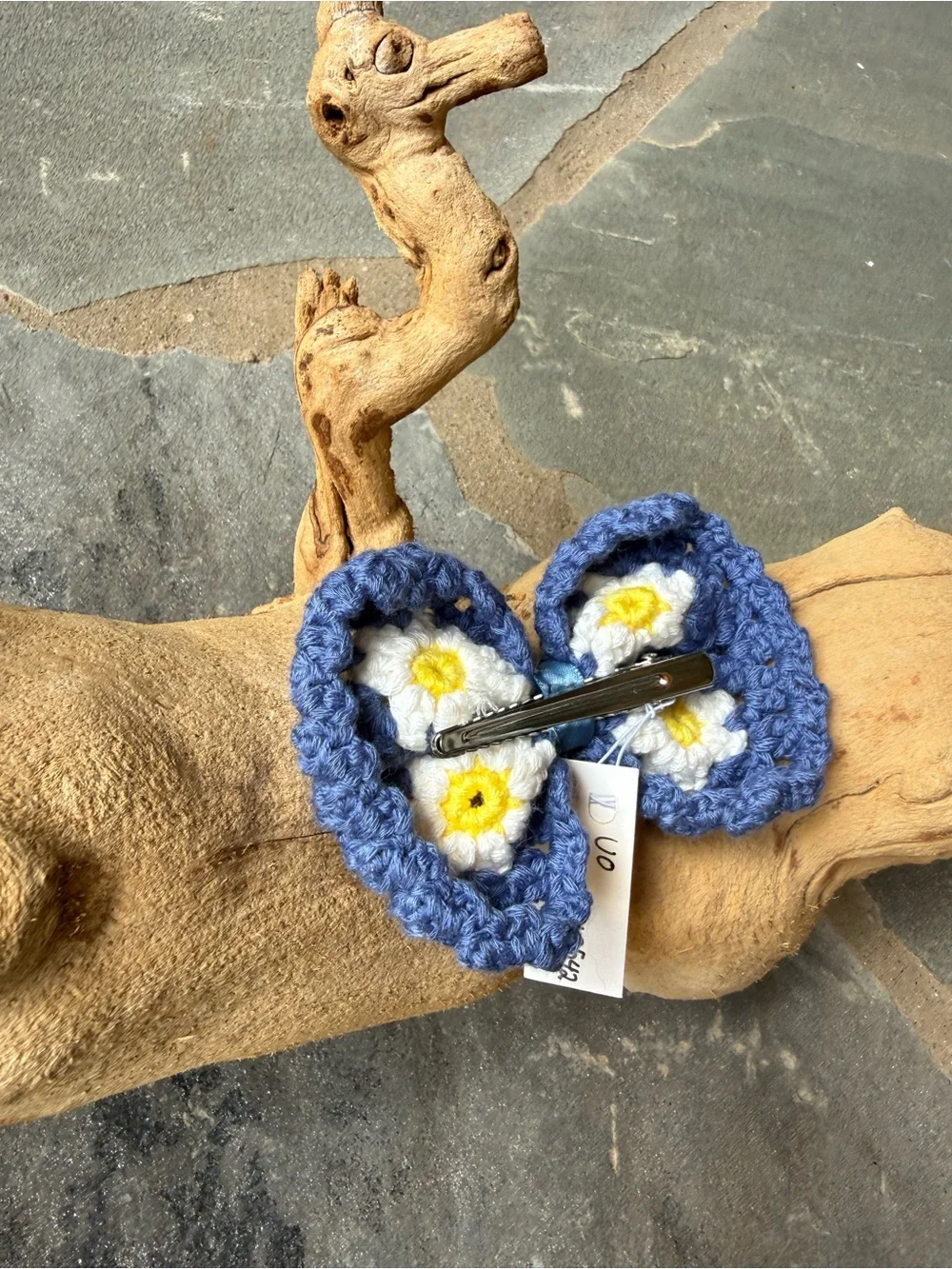 New🌟Urban Outfitters Handmade Blue Daisy Crochet  Hair Bow